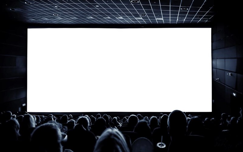 30o-panorama-europaikou-kinimatografou-me-treis-spoudaious-kalesmenous