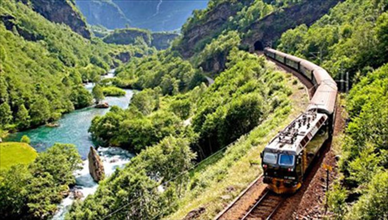 taksidiotikes-empeiries-me-treno-stin-europi