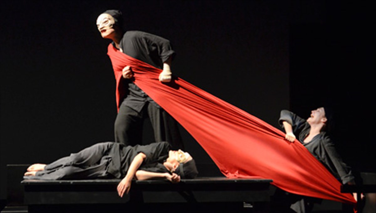 i-erofili-se-xalandri-kai-petroupoli