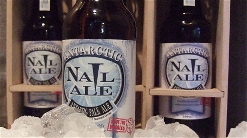 mpura-ftiagmeni-apo-pagetones