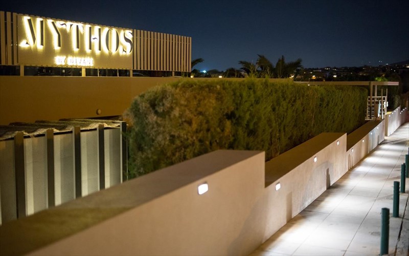 mythos-by-divani-zisame-ton-diko-mas-mutho-en-meso-fthinoporou