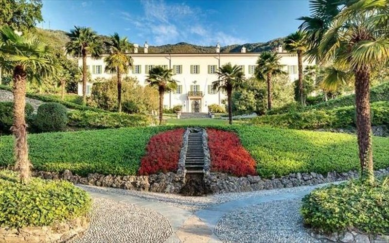 apo-pote-oi-diasimoi-star-noikiazoun-airbnb