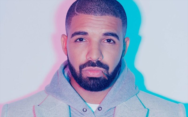 o-drake-kanei-doro-ston-eauto-tou-ekdosi-tou-harry-potter-aksias-160000-dolarion