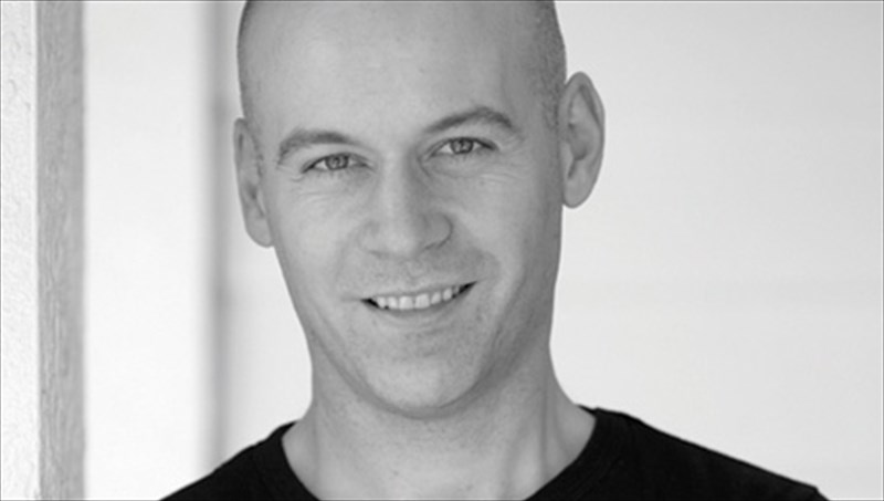 o-anthropos-mixani-timithike-me-to-brabeio-psifiakou-afigimatos