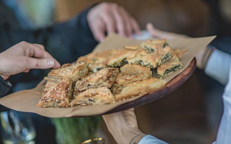 to-arxontiko-ekleise-miso-aiona-geuseon