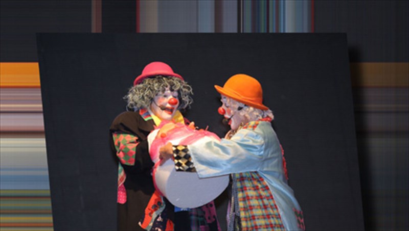 to-diethnes-festibal-theatrou-dromou-zontaneuei-to-athinaiko-kentro