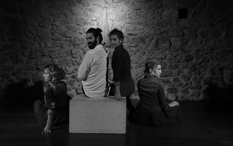 o-ion-tou-platona-sto-tempusverum-en-athinais-en-athinais