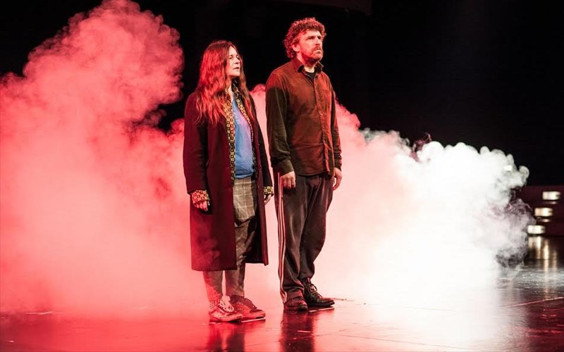 kamaratou-koutsolelos-einai-ena-zeugari-sto-xeilos-tou-gkremou-koutsolelos-einai-ena-zeugari-sto-xeilos-tou-gkremou