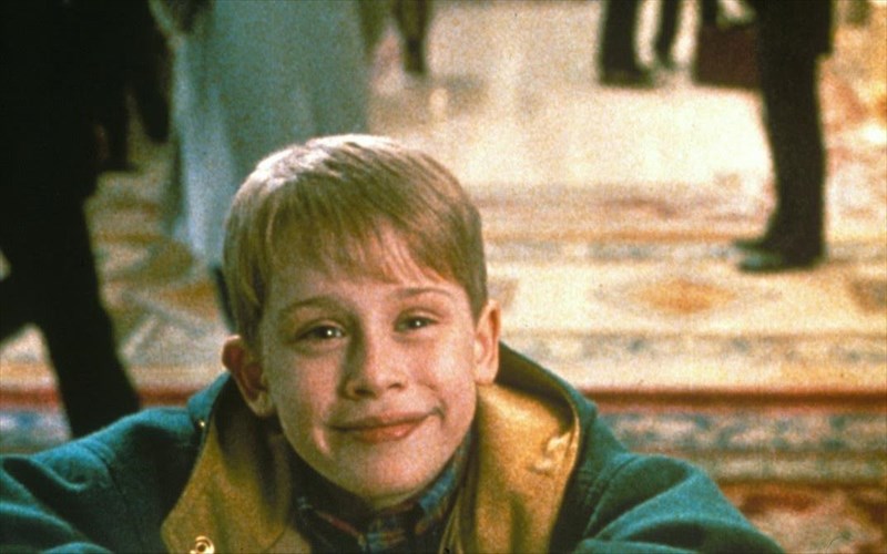 ksanaziste-to-monos-sto-spiti-2-sto-plaza-hotel-tis-neas-yorkis