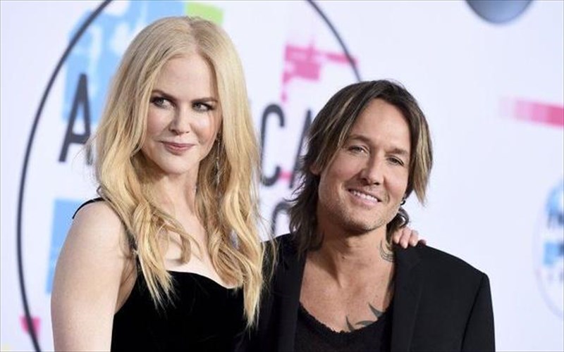 elampse-i-nicole-kidman-sta-american-music-awards-nicole-kidman-sta-american-music-awards