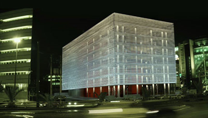 nees-theatrikes-paragoges-sti-stegi-grammaton-kai-texnon