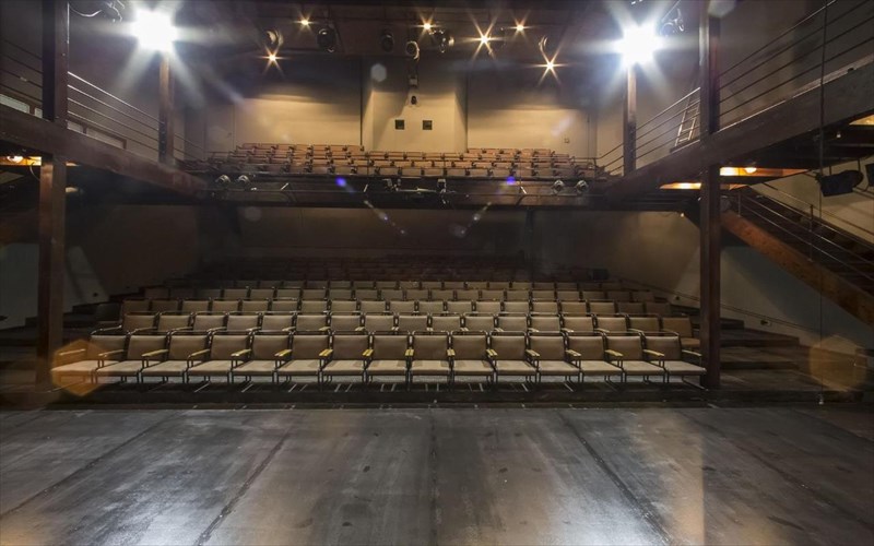 to-eortastiko-programma-tou-texnis-se-ypogeio-kai-frunixou