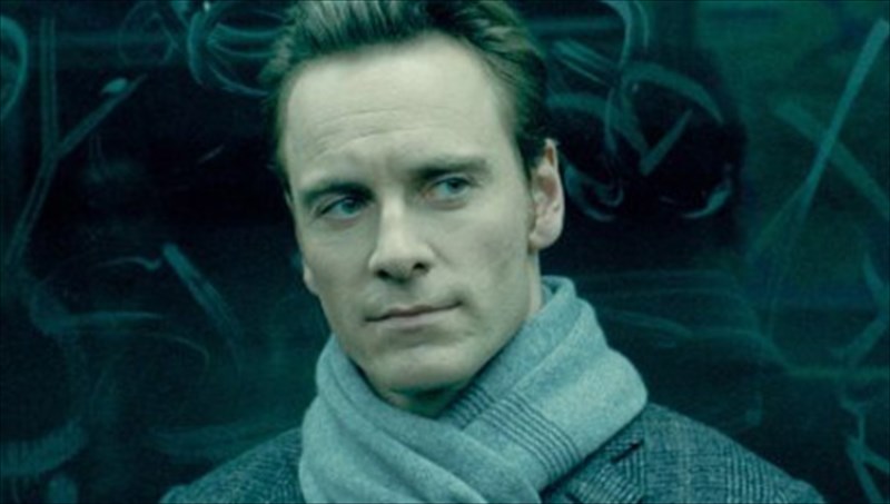 o-michael-fassbender-sunergazetai-me-ton-terrence-malick