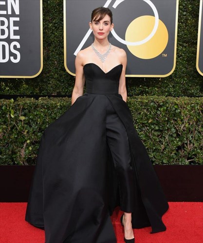 h-alison-brie-forouse-ton-diko-mas-vassilis-zoulias