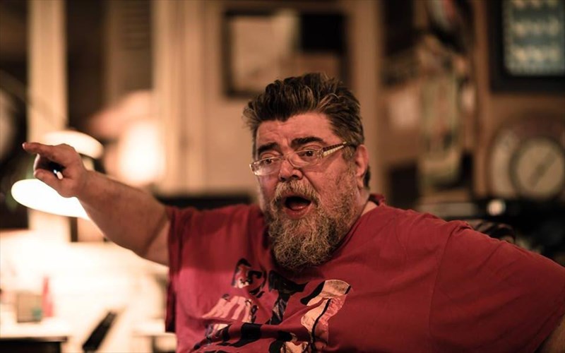 o-stamatis-kraounakis-melopoiei-lorka-sto-theatro-texnis