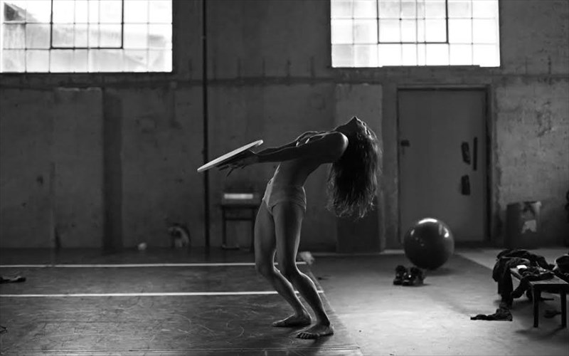 soma-se-64-kiniseis-sto-sugxrono-theatro