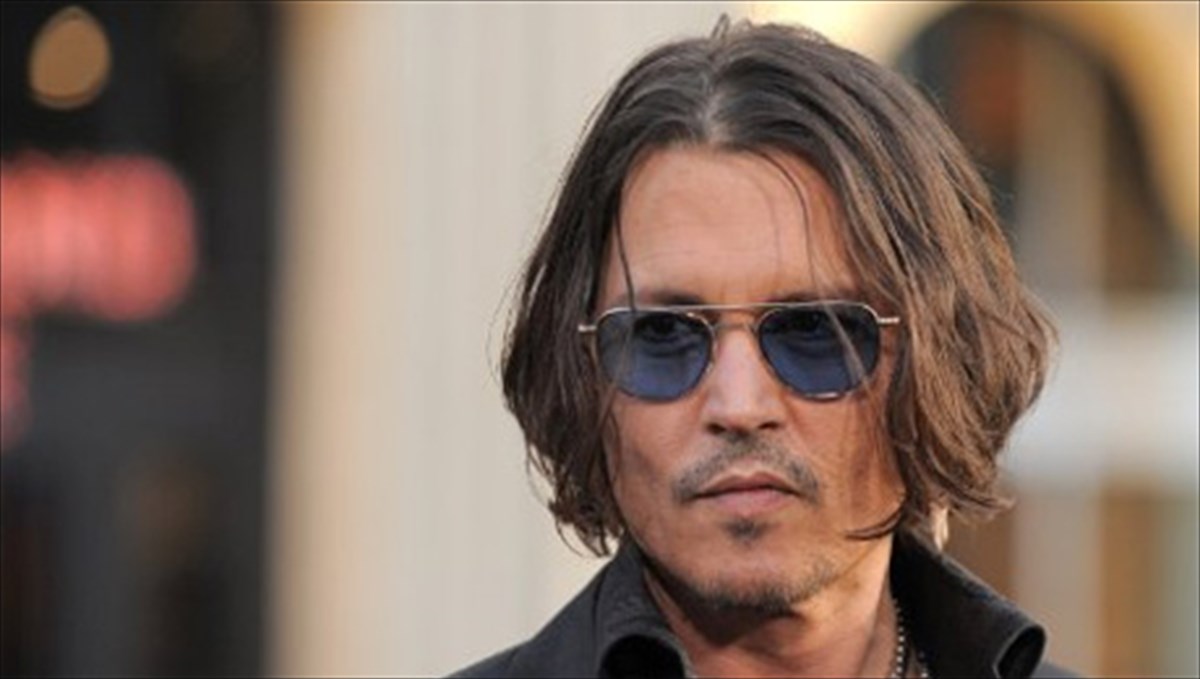 o-Johnny-depp-ginetai-ekdotis
