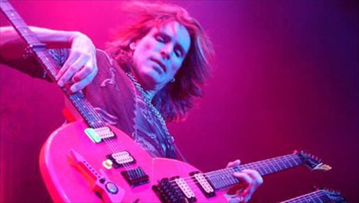 live-mathimata-kitharas-apo-ton-steve-vai