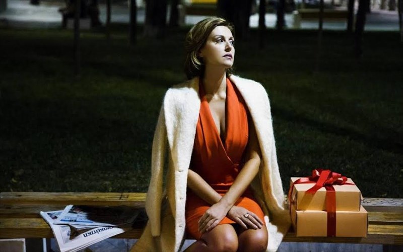 epaggelma-porni-me-tin-aleksandra-palaiologou-ksana-sti-skini