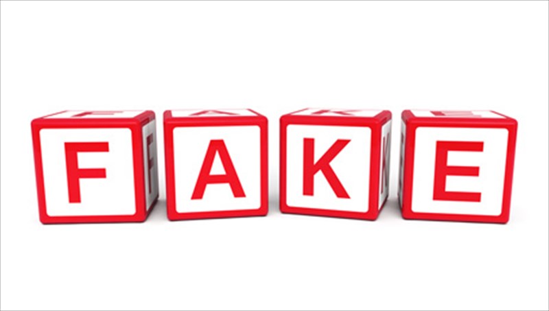 konstantinos-simonidis-o-plastografos-pou-ksegelase-tin-europi-plastografos-pou-ksegelase-tin-europi