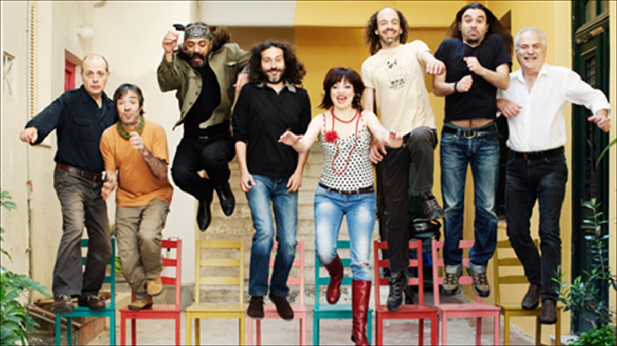 stasi-ston-stauro-gia-tous-xainides