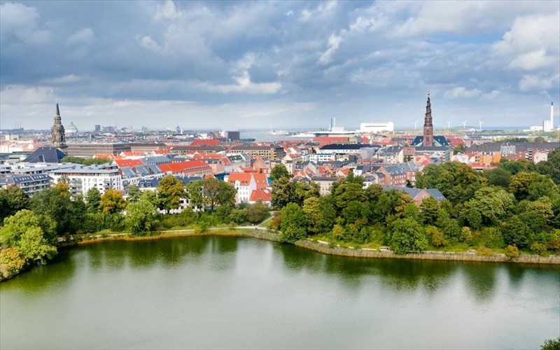 ta-kalutera-meri-gia-na-taksidepsete-ton-martio