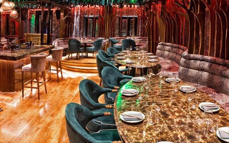 kati-kanei-woowoo-sto-kolonaki