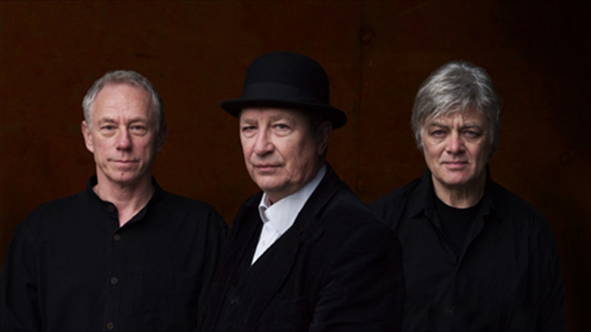 oi-thrulikoi-nits-stin-athina