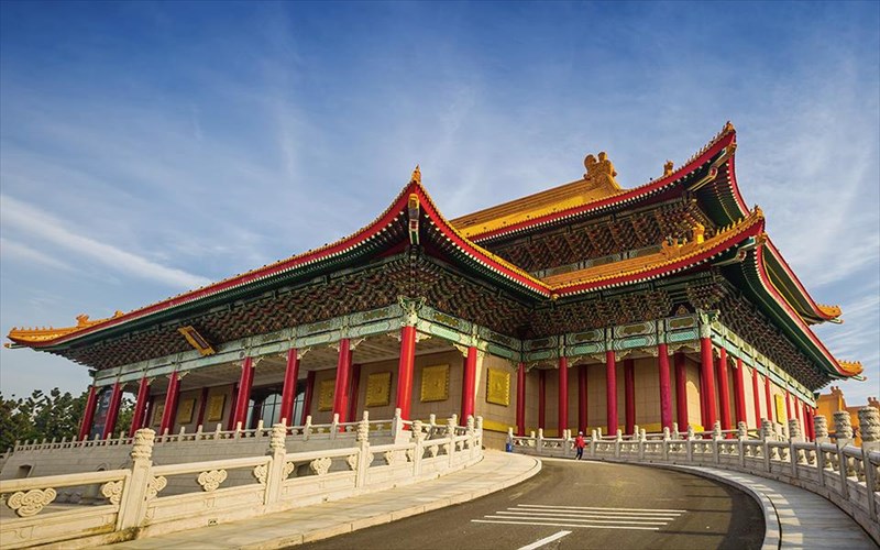 i-air-france-bazei-mpros-gia-taiban