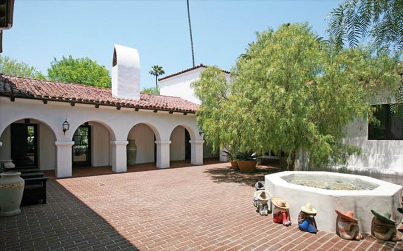 to-spiti-tis-diane-keaton-einai-klasiko-opos-i-idia-idia