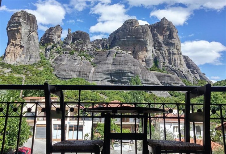 pente-epiloges-gia-diamoni-stin-elliniki-fusi