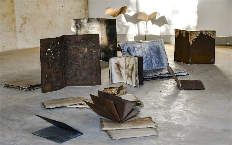 erga-pera-apo-tis-grafes-tou-kabafi-ena-eikastiko-peirama-sumbainei-sti-gennadio