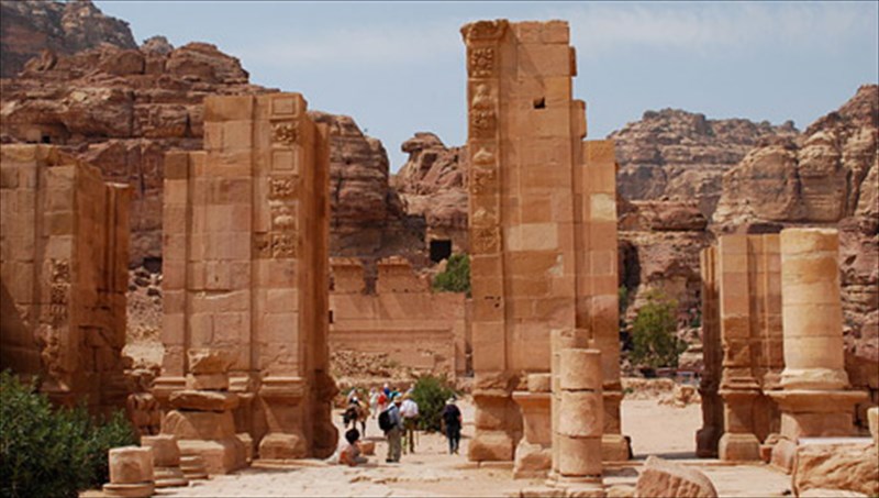 ekpliktikes-arxaies-poleis-tou-kosmou