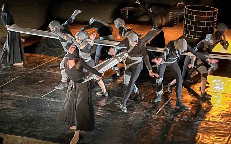 i-fonissa-tou-papadiamanti-me-1kai1-eisitirio-gia-tin-imera-tis-gunaikas