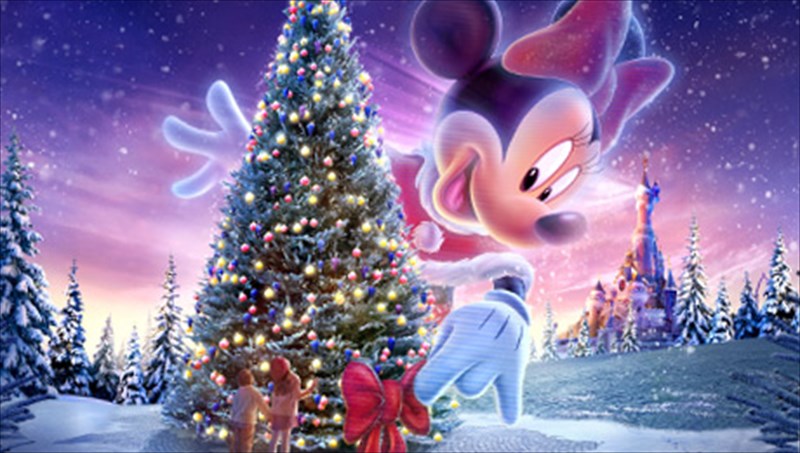 disneyland-paris-xristougenniatiko-taksidi-se-enan-paramuthenio-kosmo