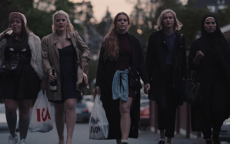 sta-skam-kai-degrassi-next-class-xtupa-i-kardia-ton-efibon-simera-kardia-ton-efibon-simera