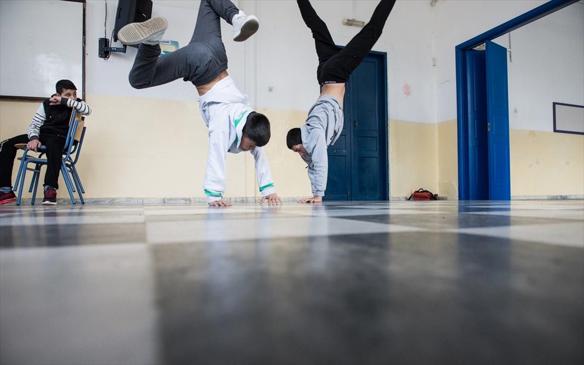 to-dancing-to-connect