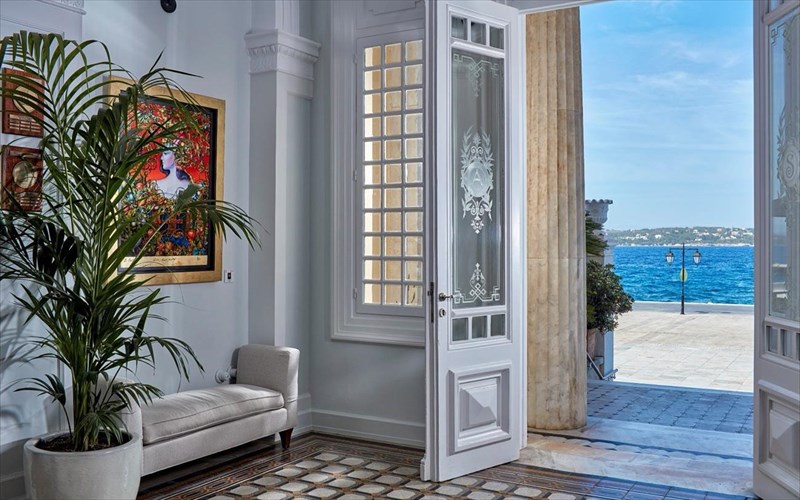 nea-sezon-gia-to-poseidonion-grand-hotel-kai-tis-spetses