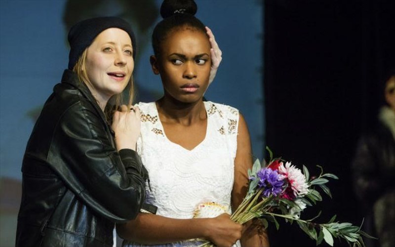 akroasi-apo-ton-kosta-papakostopoulo-gia-ti-nea-tou-paragogi-sti-germania