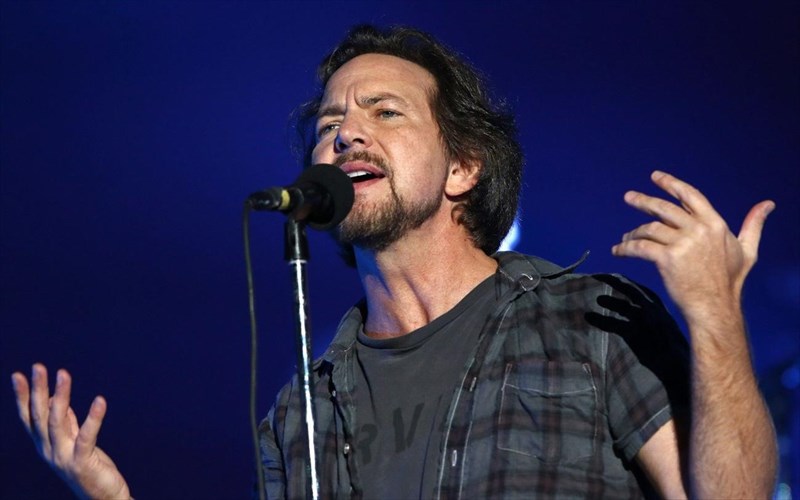 tribute-ton-pearl-Jam-ston-chris-cornell-kai-ta-thumata-tou-parklant