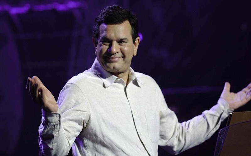 o-stamatis-spanoudakis-ksetuligei-ti-zoi-tou-sto-pallas