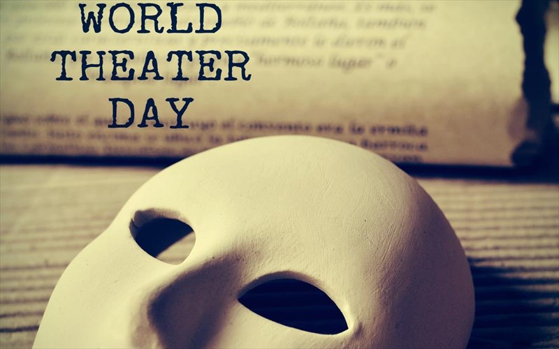 pagkosmia-imera-theatrou-to-fetino-minuma-dia-xeiros-saimon-mak-mperni