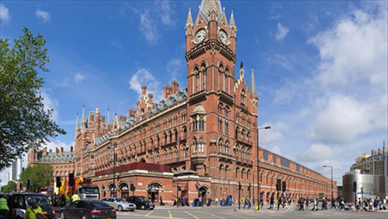 oi-pio-kompsoi-stathmoi-trenon-ston-kosmo