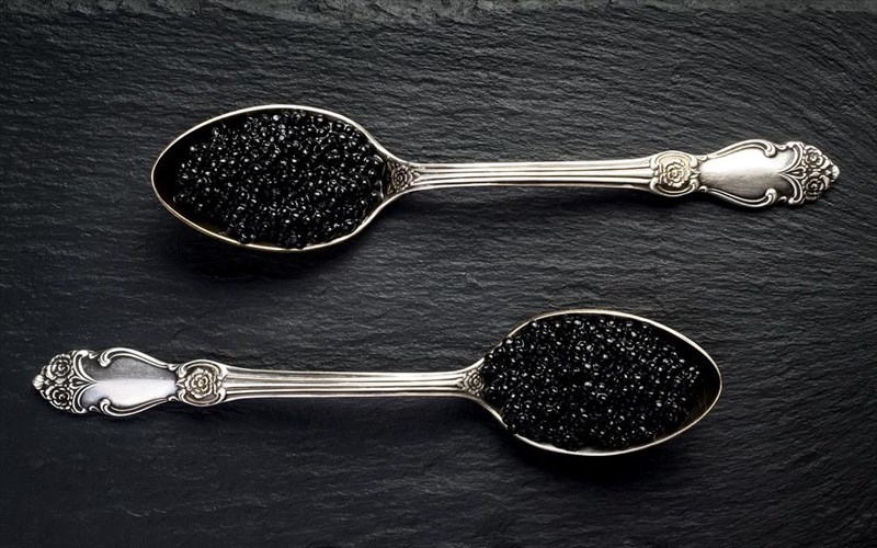 oi-pio-akribes-geuseis-ston-kosmo