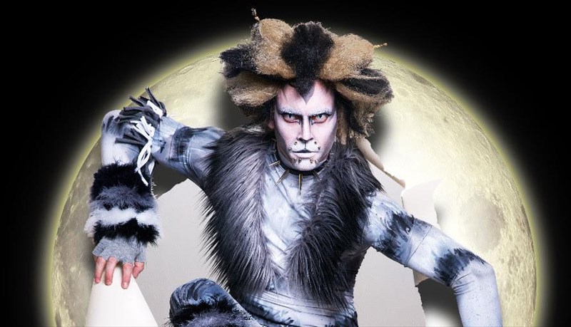 to-cats-tou-andrew-lloyd-webber-milaei-ellinika