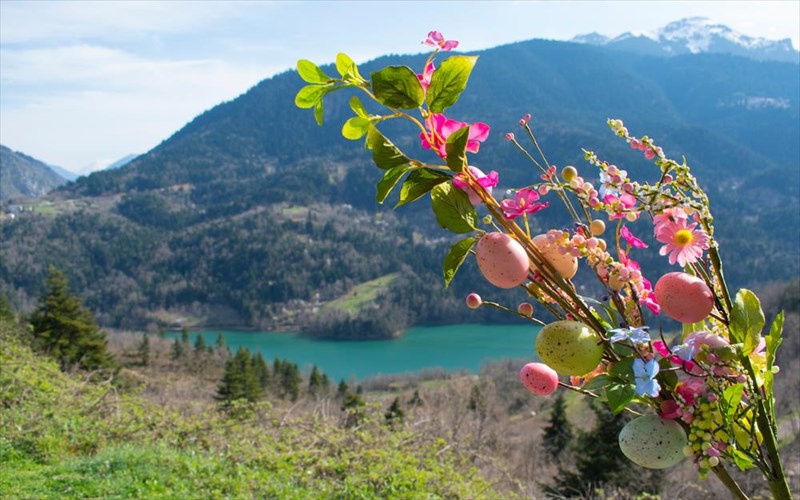 pou-tha-perasoun-oi-ellines-to-fetino-pasxa