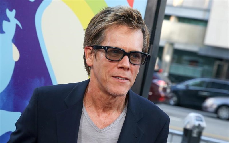 neo-thriler-me-aroma-apo-tin-lampsi-me-ton-kevin-bacon