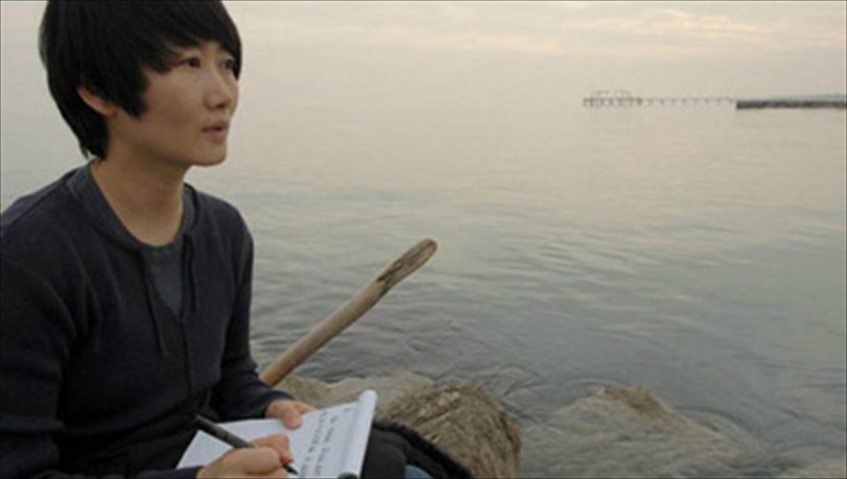 h-tainia-io-sono-li-apespase-to-europaiko-brabeio-lux