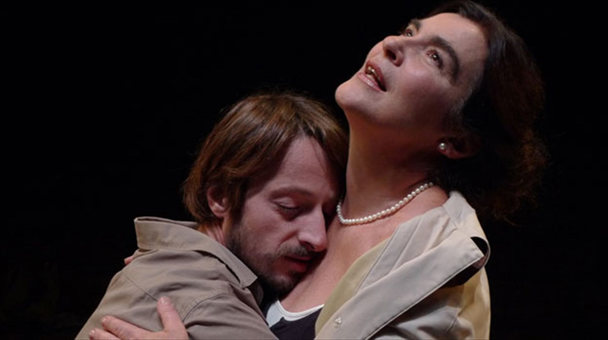 atairiastoi-erastes-sto-theatro-texnis