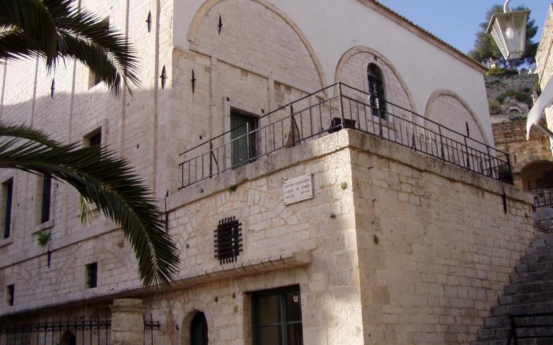 ergastirio-gia-tin-ilektra-apo-ton-thano-papakonstantinou